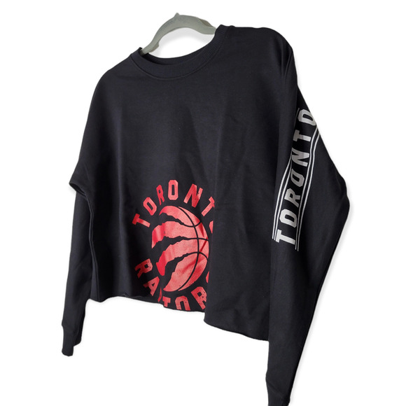 Toronto Raptors FISLL Canada Cropped Long Sleeve Black Sweatshirt Women's Sz M - Picture 3 of 8